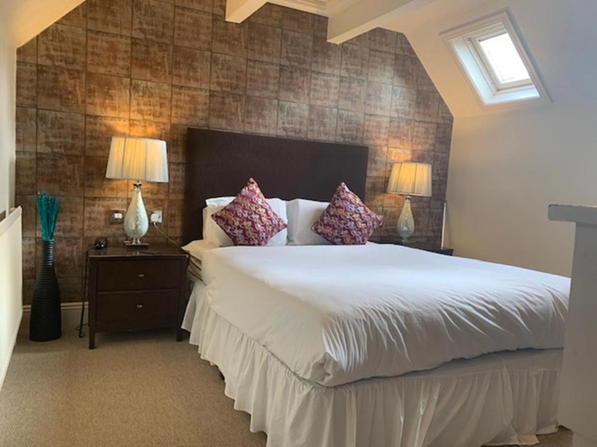The Yeovil Court Hotel Kültér fotó